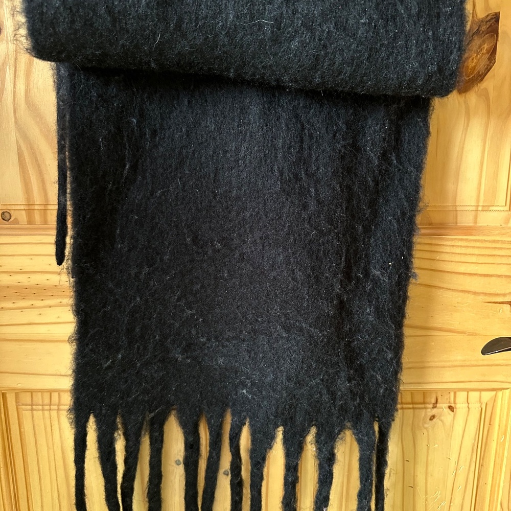 Scarf - Picture 3 of 3